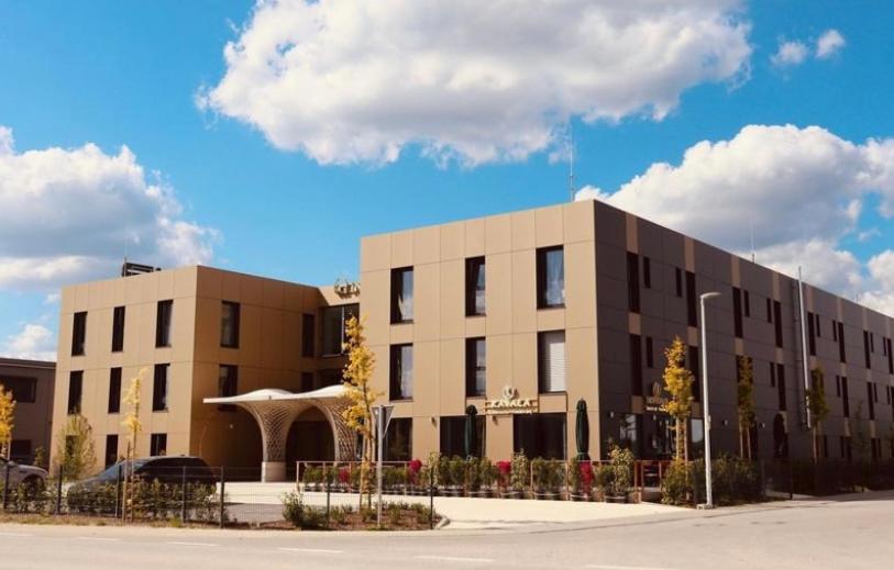 Intergroup Business & Design Hotel Ingolstadt Kosching Buitenkant foto