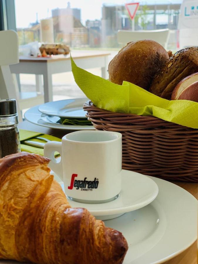 Intergroup Business & Design Hotel Ingolstadt Kosching Buitenkant foto